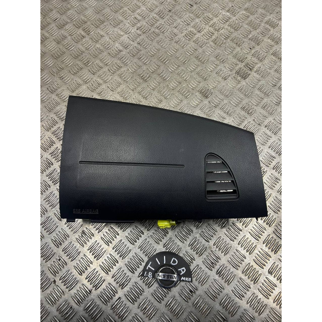 Подушка безпеки торпедо Nissan Tiida C11 (2007-2013) 98515EM38A