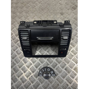 Накладка торпедо консоль центральная Nissan Tiida C11 (2007-2013) 68260EM31C