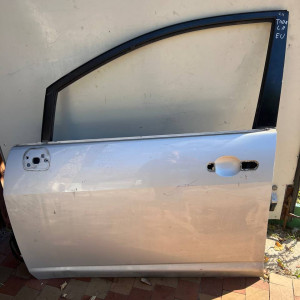 Дверь передняя левая Nissan Tiida C11 (2007-2013) седан H0101EL030