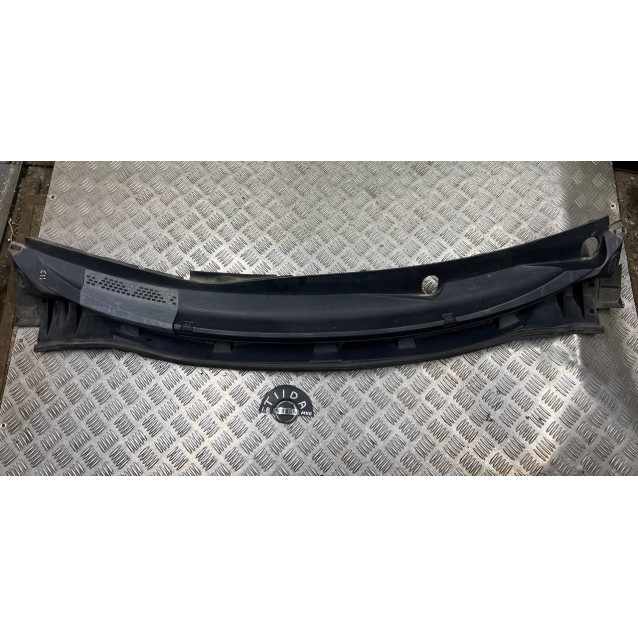 Жабо панель пластик Nissan Tiida C11 (2007-2013) 66862EL000