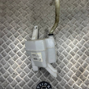 Бачок омывателя Nissan Tiida C11 (2007-2013) EU 28910EL400