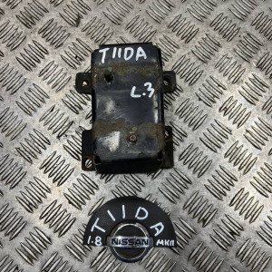 Кронштейн заднего бампера правый Nissan Tiida C11 (2007-2013) седан H5211EM3MA