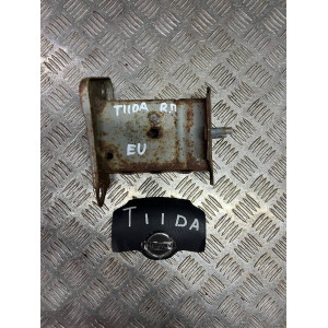 Кронштейн усилителя переднего бампера правый Nissan Tiida C11 (2007-2013) 75114EL030