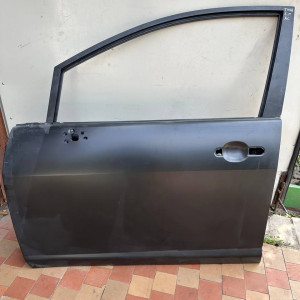 Дверь передня левая Nissan Tiida C11 (2007-2013) Asia H0101ED0MM
