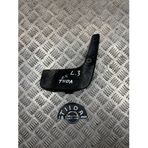 Брызговик задний левый Nissan Tiida C11 (2007-2013) 78813ED900