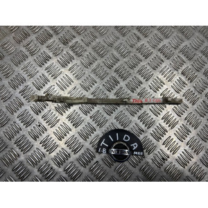 Кронштейн (направляющая) заднего бампера левый Nissan Tiida C11 (2007-2013) седан 85226EM40A 85227EM40A