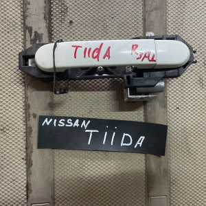 Ручка двери наружная правая задняя Nissan Tiida C11 (2007-2013) 82610ED000 82640EL11A  82640EL10A