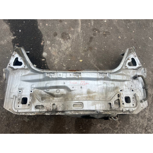 Панель задняя кузовная Nissan Tiida C11 (2007-2013) седан