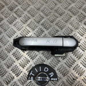 Ручка двери наружная правая передняя Nissan Tiida C11 (2007-2013) 82640EL11A 82610ED000