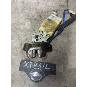 Замок крышки багажника Nissan X-Trail T30 (2000-2006) 905028H300 905028H30B 905028H30A