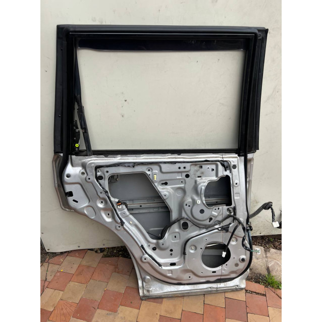 Дверь задняя левая Nissan X-Trail T30 (00-06) H21018H7MM