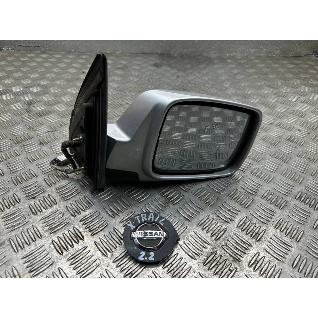 Зеркало правое Nissan X-Trail T30 (00-06) K6301EQ170