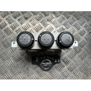 Блок управления климат печки Nissan X-Trail (T30) (00-06) 27500EQ310