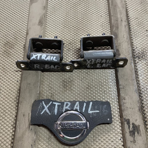 Петля багажника Nissan X-Trail (T30) (2000-2006) 904008H300