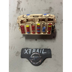 Блок предохранителей Nissan X-Trail T30 (2000-2006) сервис 24350EQ300 