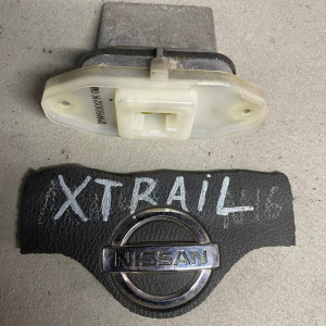 Резистор печки Nissan X-Trail (T30) (2000-2006) 271505M400 