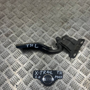 Петля капота Nissan X-Trail T31 (2007-2012) 65401JG000 65400JG000 *1шт