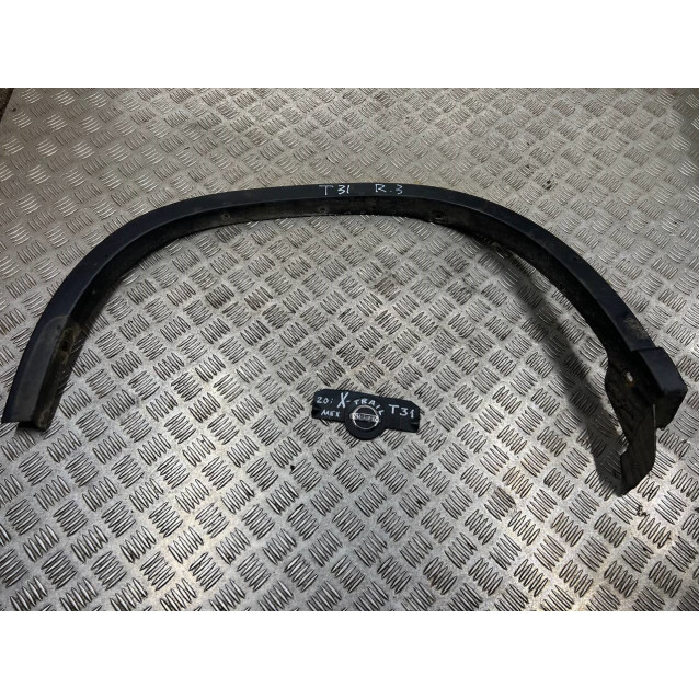 Накладка молдинг арки крила задня права Nissan X-Trail T31 (2007-2012) 76856JG20A