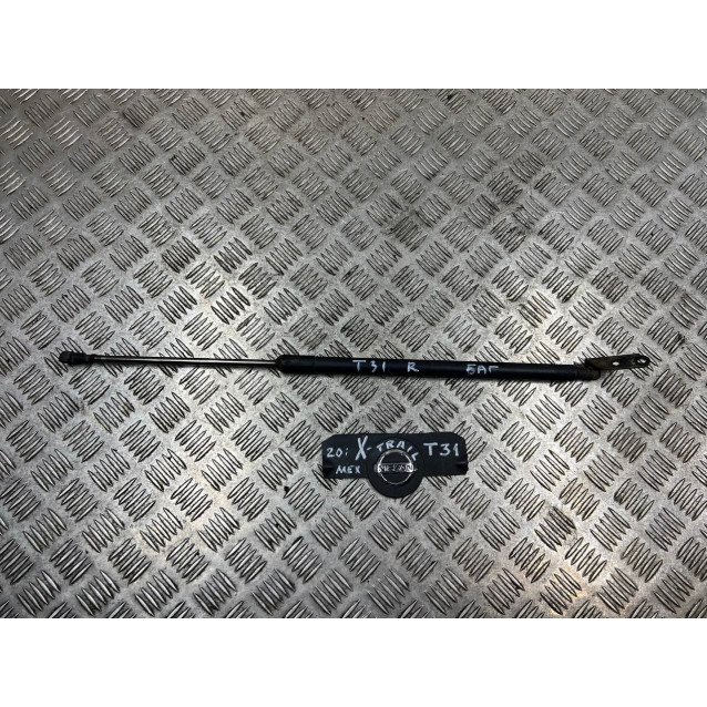 Амортизатор крышки багажника Nissan X-Trail T31 (2007-2012) 90451JG400 90450JG400