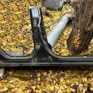 Порог с стойками A B C Nissan X-Trail T31 (2007-2012) G6410JG0MA G6411JG0MA *правая сторона