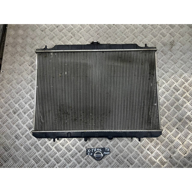 Радиатор охлождения (основной) двигателя Nissan X-Trail T31 (2007-2012) 2.0 МКПП 21400JG40A