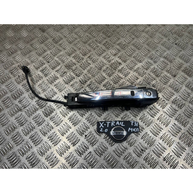 Ручка двери наружная левая передняя Nissan X-Trail T31 (2007-2012) 80611JG000