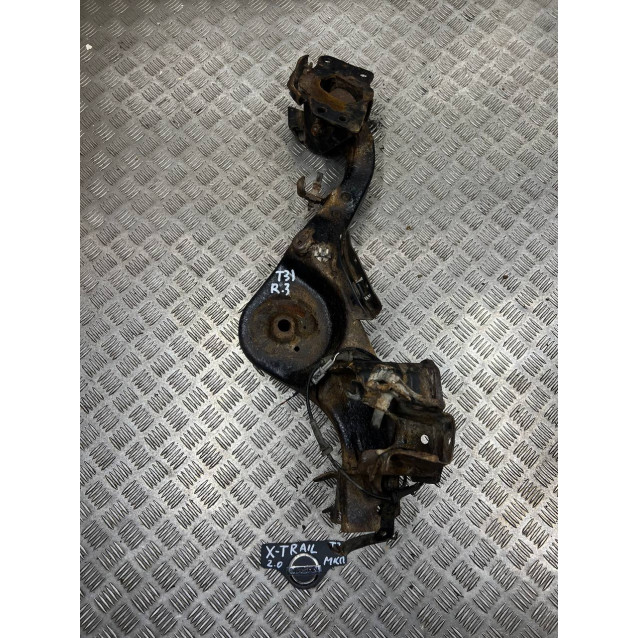 Рычаг задний продольный правый нижний Nissan X-Trail T31 (2007-2012) 55501JG000