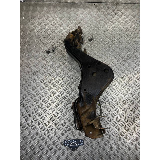 Рычаг задний продольный правый нижний Nissan X-Trail T31 (2007-2012) 55501JG000