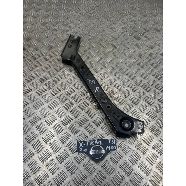 Окуляр кронштейн фары правой Nissan X-Trail T31 (2007-2012) 62512JG00A