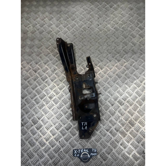 Кронштейн панели радиатора левый Nissan X-Trail T31 (2007-2012) 62521JG00B