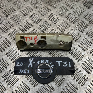 Кронштейн бампера задний правый Nissan X-Trail T31 (07-12) 85270JG00A