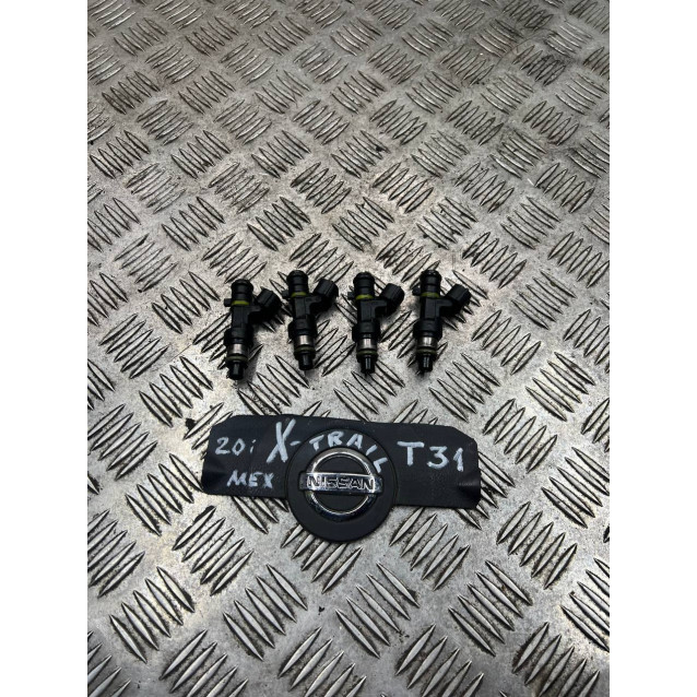 Форсунка топливная Nissan X-Trail T31 (2007-2012) 16600EN200