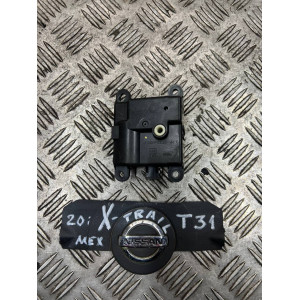 Шаговый двигатель печки Nissan X-Trail T31 (2007-2012) 3J01030840 3J01030850