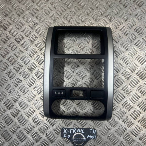 Накладка панель торпедо Nissan X-Trail T31 (2007-2012) 68260JG10A