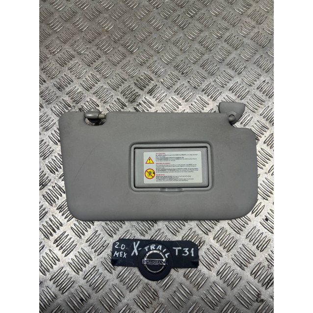 Козырек солнцезащитный Nissan X-Trail T31 (2007-2012) 96400JG42A 96401JH00A *за 1шт