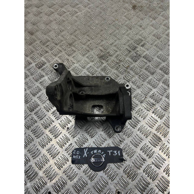 Кронштейн полуоси Nissan X-Trail T31 (2007-2012) 2.0 МКПП 39780JD220