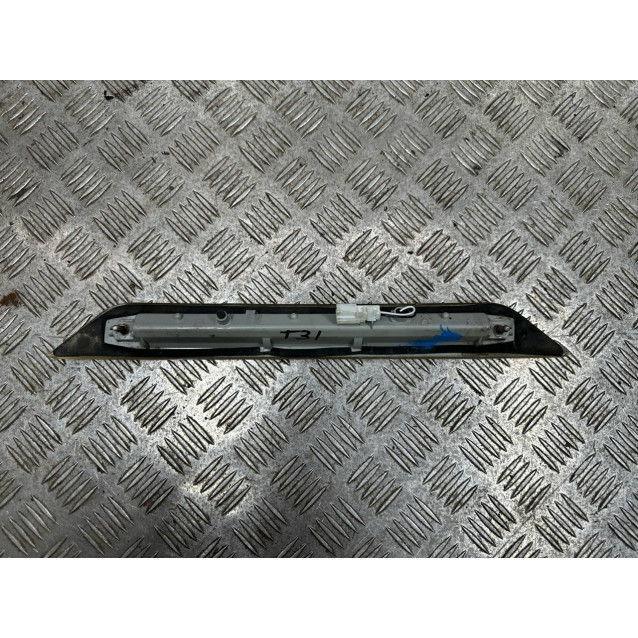 Фонарь стоп- сигнал задний дополнительный Nissan X-Trail T31 (2007-2012) 26590JG000