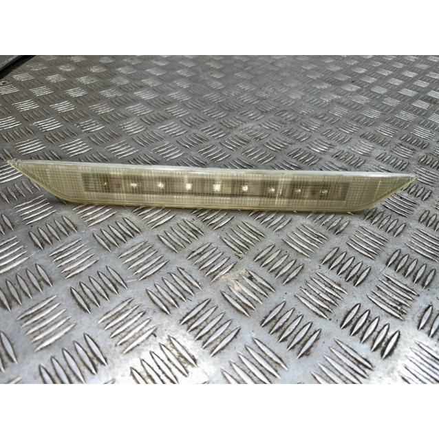 Фонарь стоп- сигнал задний дополнительный Nissan X-Trail T31 (2007-2012) 26590JG000