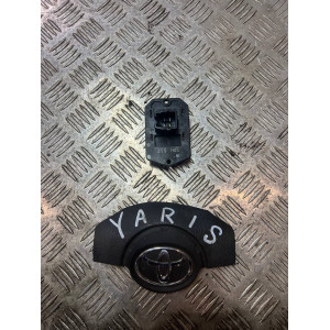 Резистор печки Toyota Yaris (2005-2010) 12H517