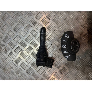 Переключатель подрулевой правый Toyota Yaris (2005-2010) 846520D030