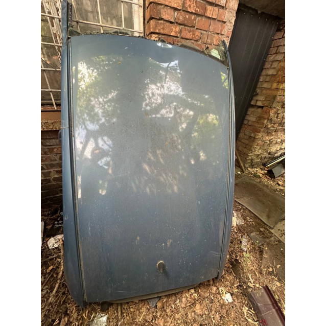 Крыша Toyota Yaris (2005-2010) 6311152230 *дефект