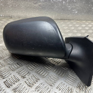 Зеркало правое Toyota Yaris (2005-2010) 3 pin 879100D260