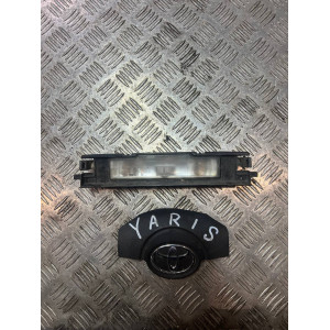 Фонарь Подсветка номера  Toyota Yaris (2005-2010) 812700D011