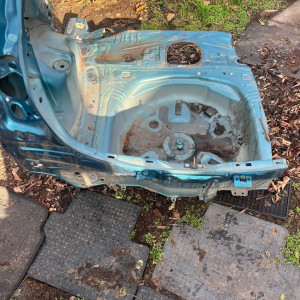 Четверть кузова крыло заднее корыто Toyota Yaris (2011-2014) 616020D150 5831152110 583070D140 *левая сторона