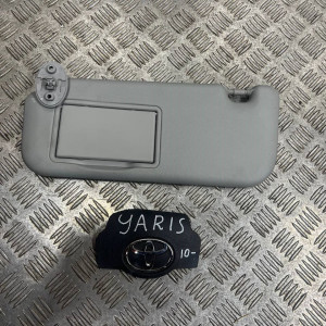 Козырек солнцезащитный Toyota Yaris (2011-2014) 743200D600B0